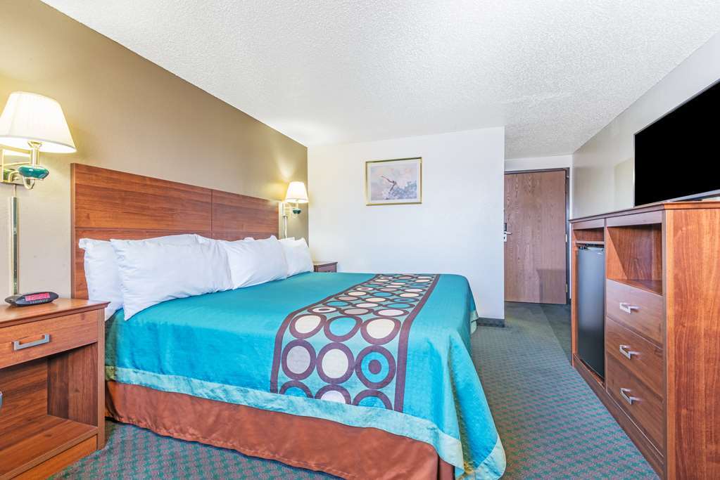 Hotel Super 8 By Wyndham Pueblo Zimmer foto
